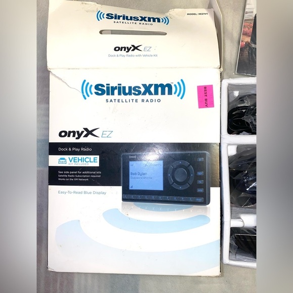 SiriusXM Onyx EZ Dock & Play Satellite Radio with Vehicle Kit - Picture 3 of 3